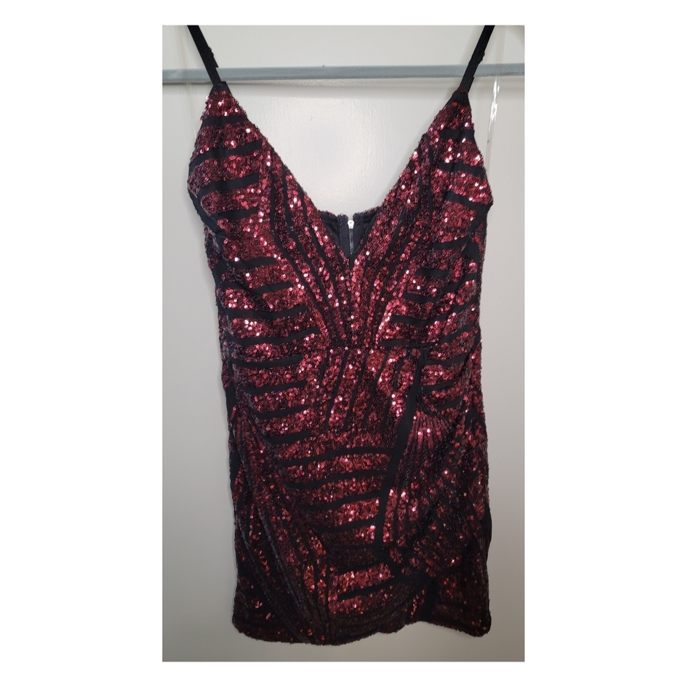 Windsor Black/Red Sequin Minidress - Picture 1 of 5